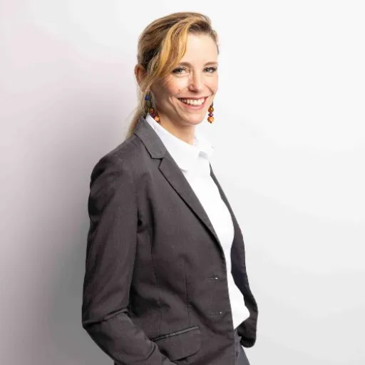 Interview de Marion Barral de AOC Conseils : Booster les démarches commerciales dans le vin avec l’IA