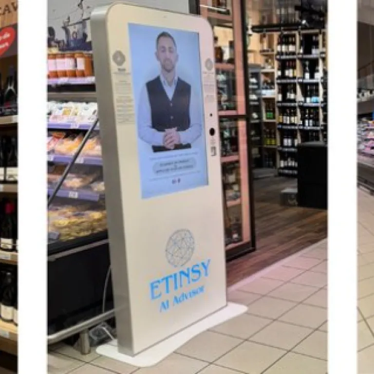 Interview de Arthur Chakhoian de ETINSY: L'IA humanoïde au service des rayons vins et spiritueux