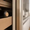 Choisir une cave à vin encastrable de 60 cm pour une cuisine moderne et connectée